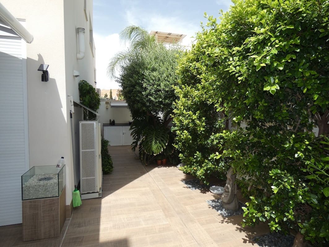 3 chambre Villa/Maison à vendre à Ciudad Quesada avec piscine garage - 445 000 € (Ref: 9914950)