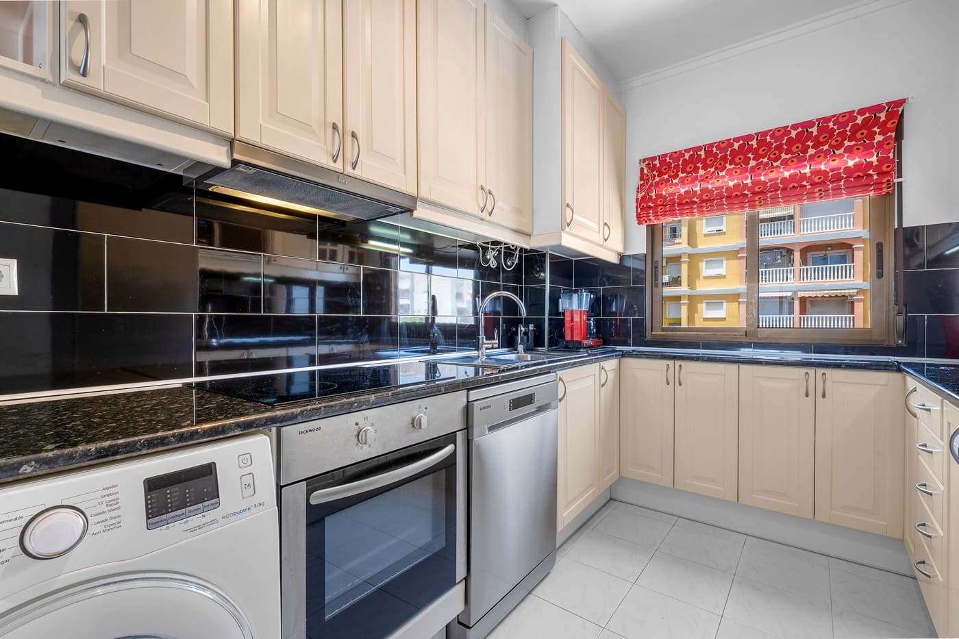 2 Zimmer Apartment zu verkaufen in Aguas Nuevas mit Pool - 165.000 € (Ref: 9916525)