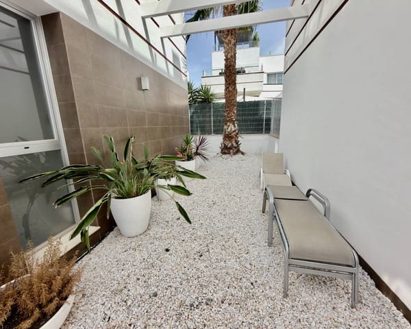 3 soveværelse Villa til salg i Ciudad Quesada, Rojales med swimmingpool - € 399.000 (Ref: 9921866)