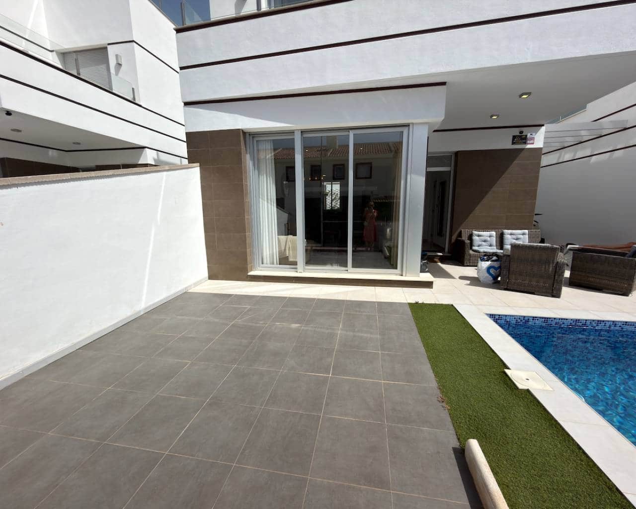 3 soveværelse Villa til salg i Ciudad Quesada med swimmingpool - € 399.000 (Ref: 9921866)