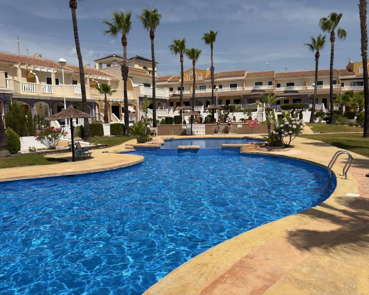 2 sovrum Lägenhet till salu i Ciudad Quesada med pool - 225 000 € (Ref: 9926818)