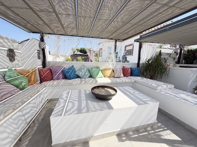 3 soverom Villa til salgs i San Miguel de Salinas med svømmebasseng - € 350 000 (Ref: 9937652)