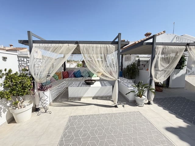 3 soverom Villa til salgs i San Miguel de Salinas med svømmebasseng - € 350 000 (Ref: 9937652)
