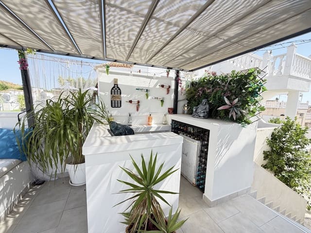 3 soverom Villa til salgs i San Miguel de Salinas med svømmebasseng - € 350 000 (Ref: 9937652)