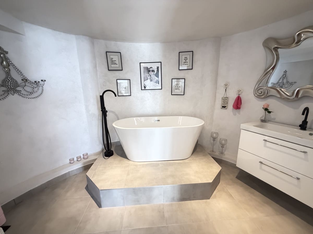 3 soveværelse Villa til salg i San Miguel de Salinas med swimmingpool - € 350.000 (Ref: 9937652)
