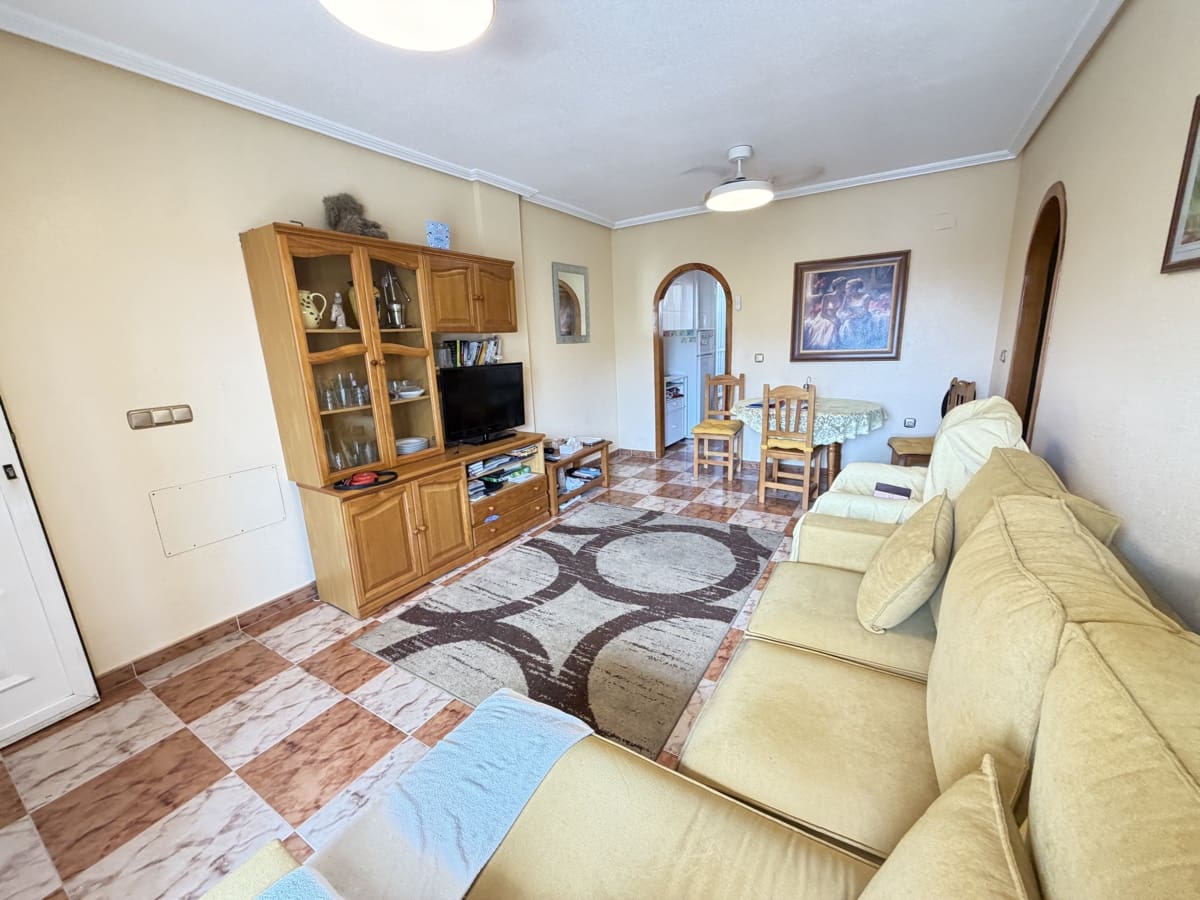 2 soverom Leilighet til salgs i Villamartin med svømmebasseng - € 159 995 (Ref: 9959141)