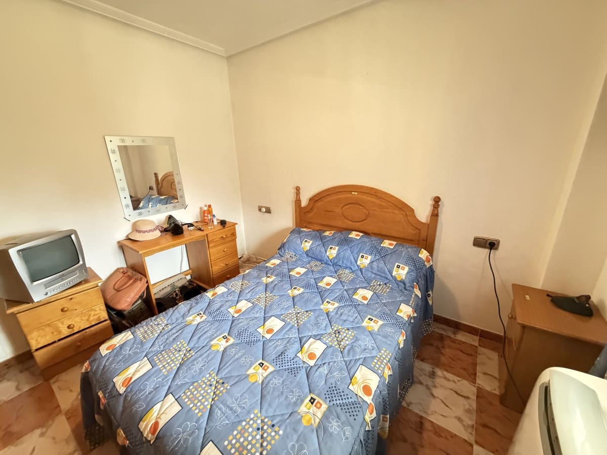 2 soverom Leilighet til salgs i Villamartin med svømmebasseng - € 159 995 (Ref: 9959141)