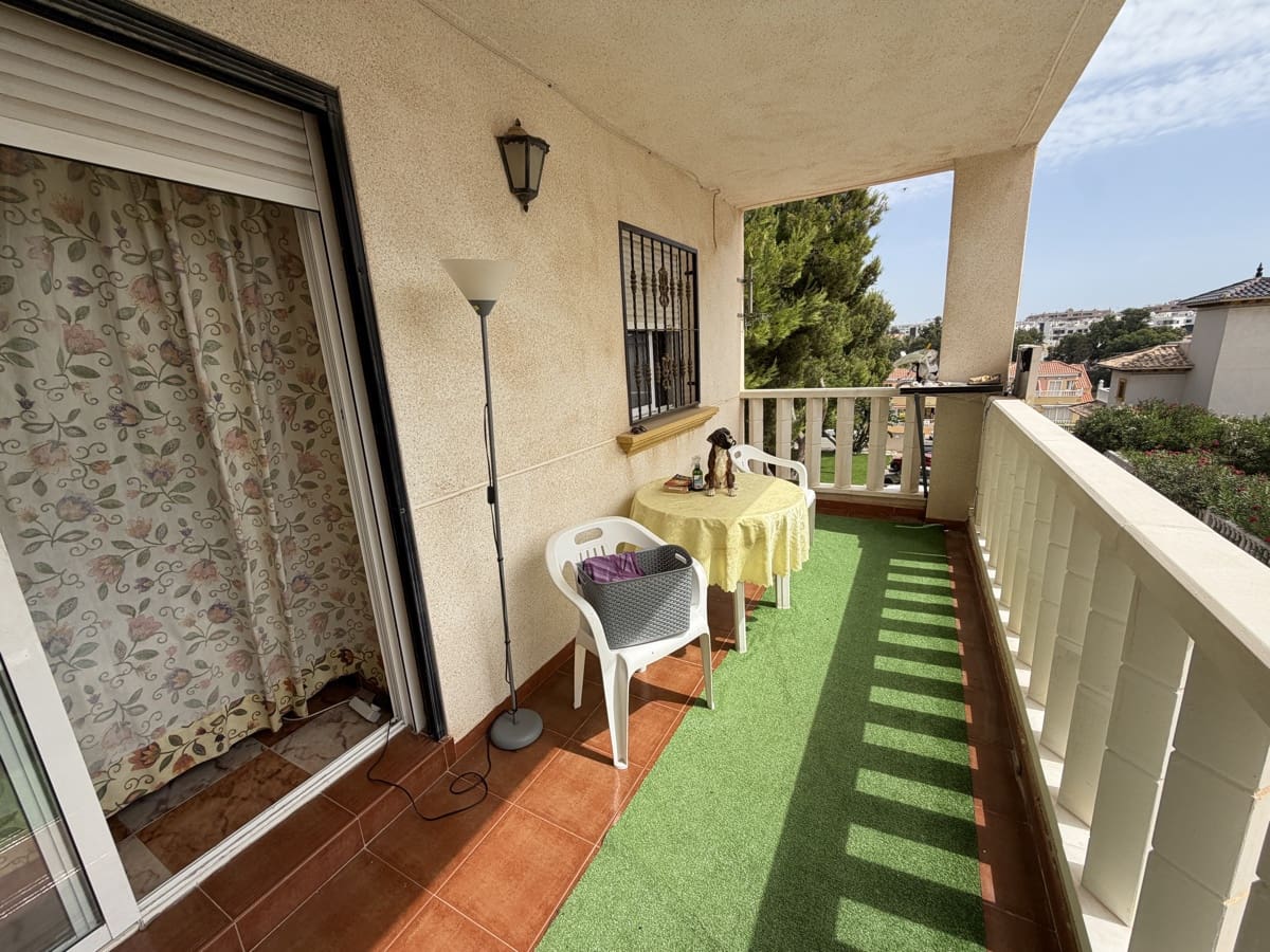 2 soverom Leilighet til salgs i Villamartin med svømmebasseng - € 159 995 (Ref: 9959141)
