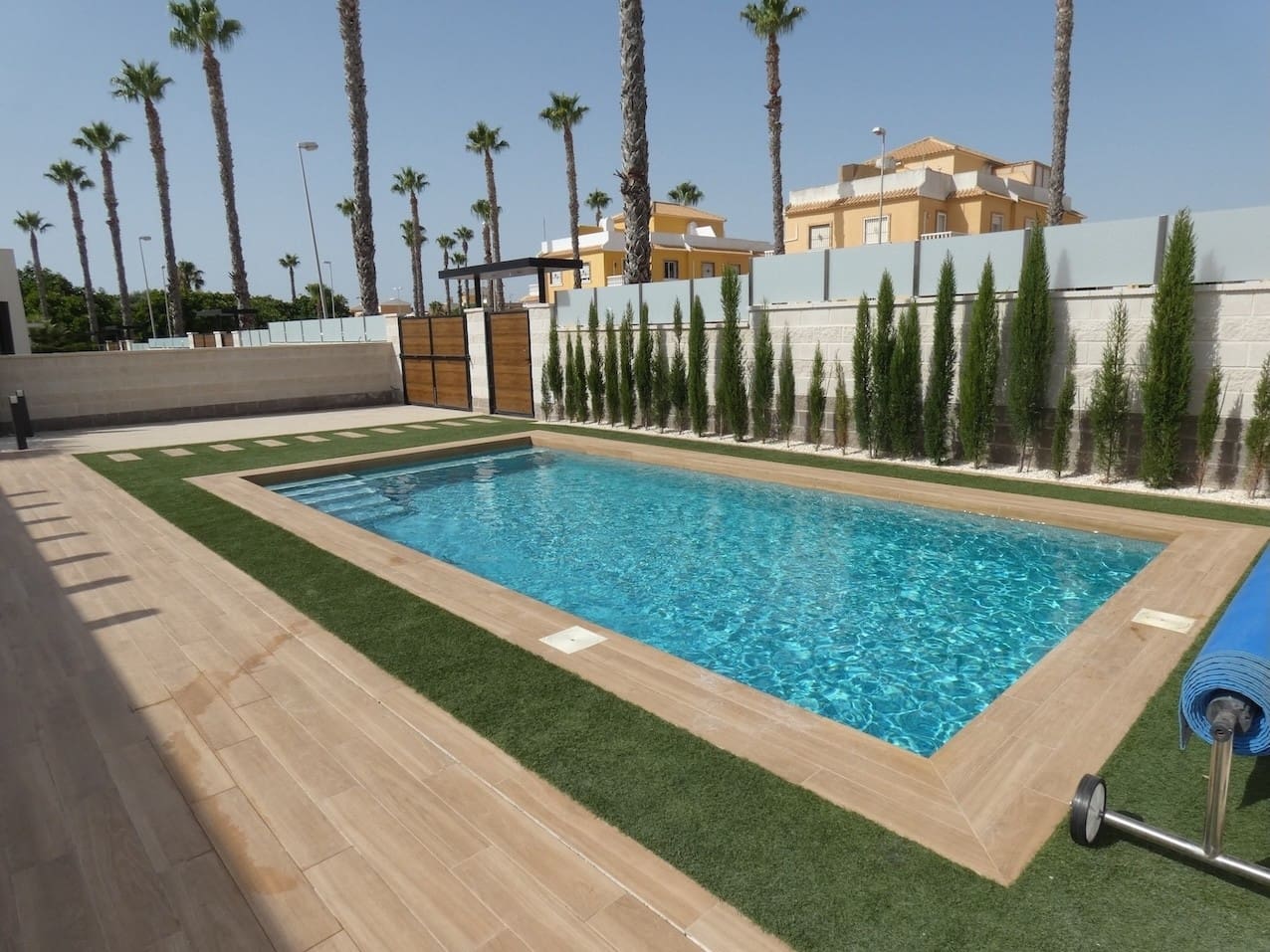 3 soveværelse Villa til salg i Ciudad Quesada med swimmingpool garage - € 620.000 (Ref: 9961538)