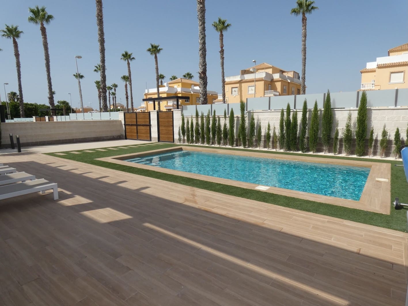 3 soveværelse Villa til salg i Ciudad Quesada med swimmingpool garage - € 620.000 (Ref: 9961538)