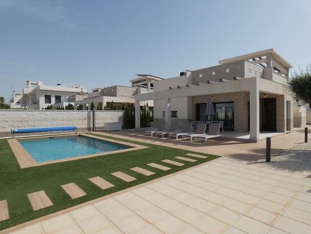 3 soveværelse Villa til salg i Ciudad Quesada, Rojales med swimmingpool garage - € 620.000 (Ref: 9961538)