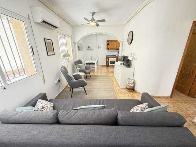 2 soverom Leilighet til salgs i La Zenia, Orihuela med svømmebasseng - € 199 999 (Ref: 9966139)