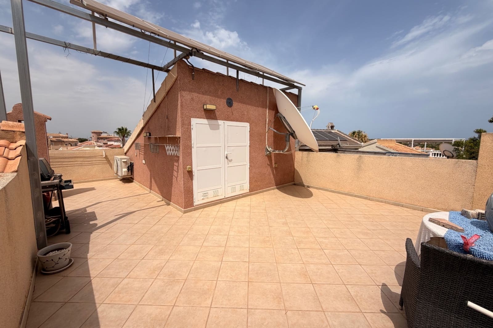 3 soveværelse Villa til salg i Ciudad Quesada med swimmingpool - € 275.000 (Ref: 9976786)
