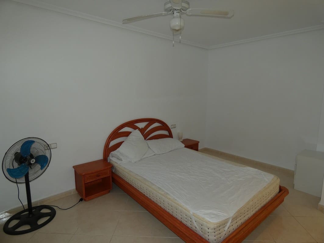 4 slaapkamer Villa te koop in Ciudad Quesada met zwembad garage - € 649.000 (Ref: 9983258)