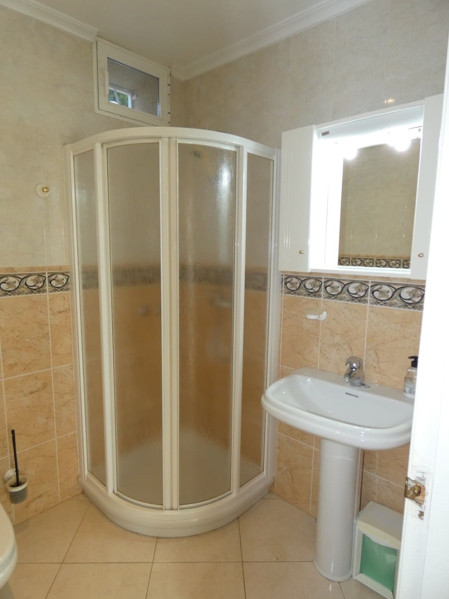 4 slaapkamer Villa te koop in Ciudad Quesada met zwembad garage - € 649.000 (Ref: 9983258)
