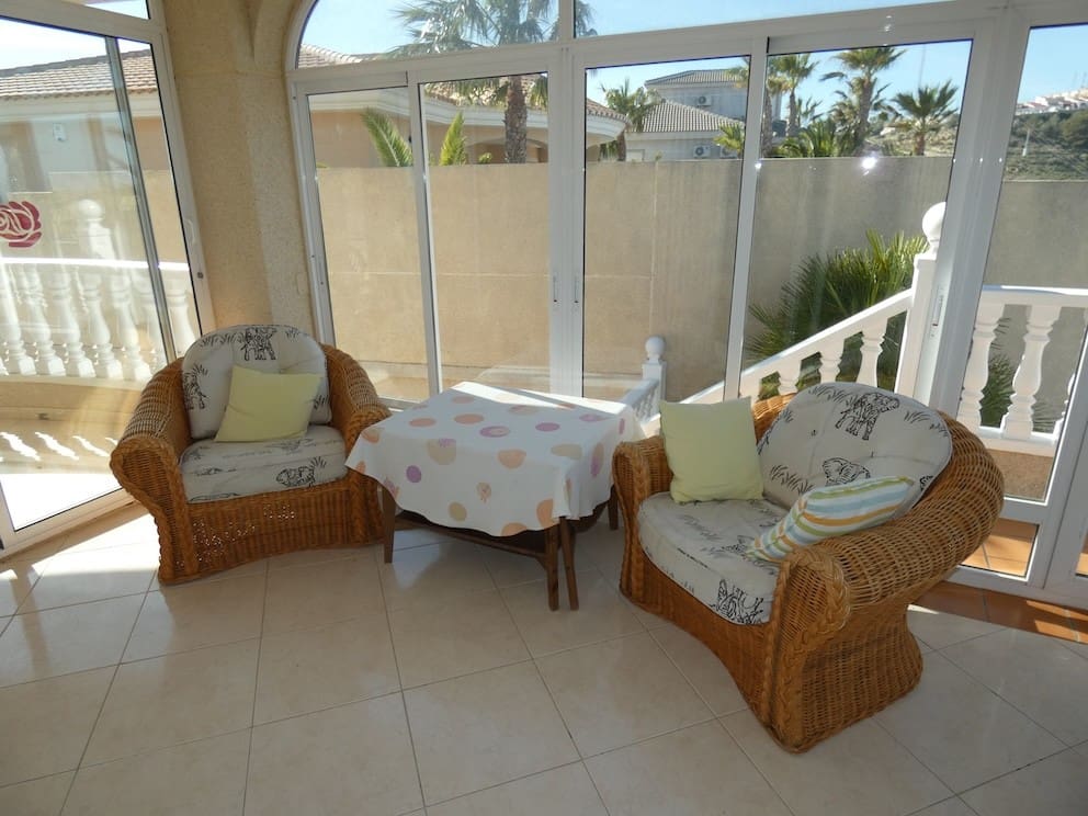 4 slaapkamer Villa te koop in Ciudad Quesada met zwembad garage - € 649.000 (Ref: 9983258)