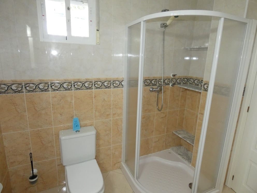 4 slaapkamer Villa te koop in Ciudad Quesada met zwembad garage - € 649.000 (Ref: 9983258)