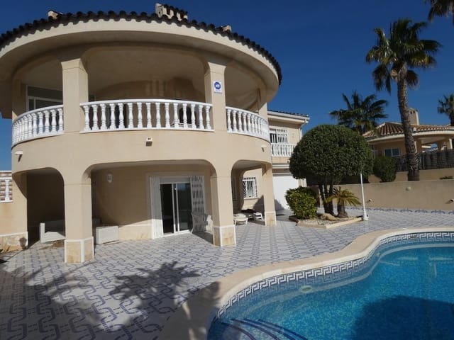 4 slaapkamer Villa te koop in Ciudad Quesada, Rojales met zwembad garage - € 649.000 (Ref: 9983258)
