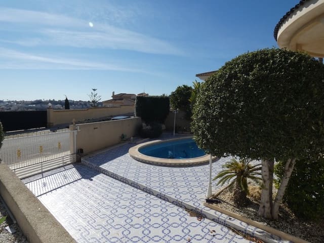 4 slaapkamer Villa te koop in Ciudad Quesada, Rojales met zwembad garage - € 649.000 (Ref: 9983258)