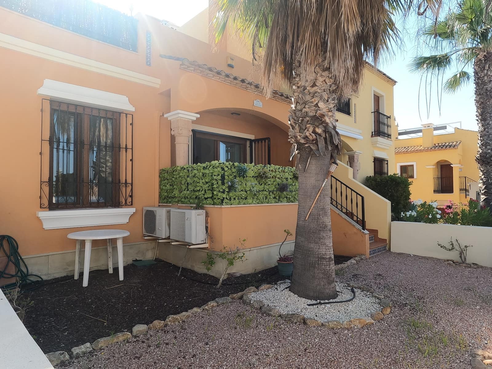 3 bedroom Townhouse for sale in Algorfa with pool - € 249,000 (Ref: 9986408)