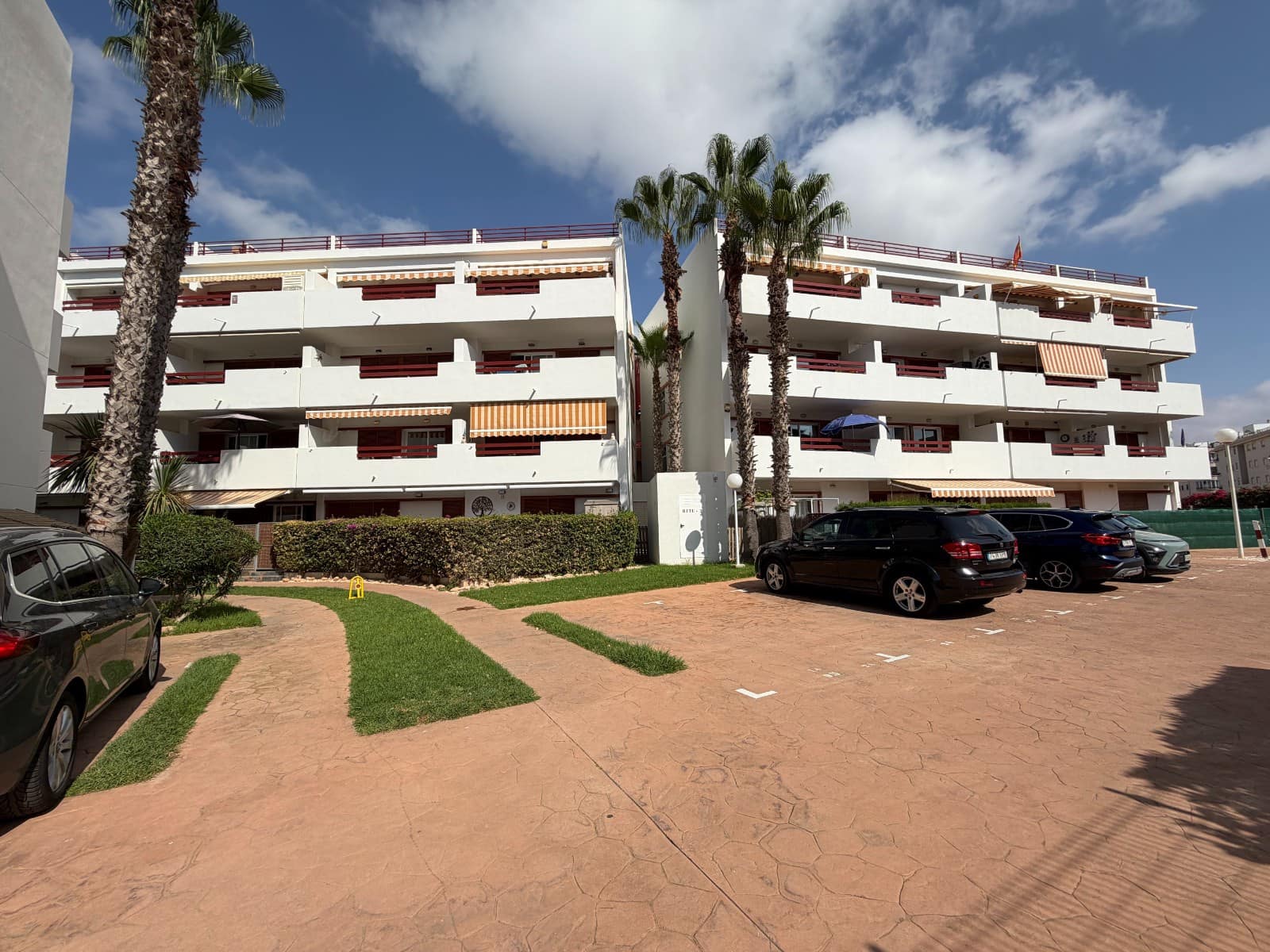 3 soverom Leilighet til salgs i Playa Flamenca med svømmebasseng - € 259 900 (Ref: 9992045)
