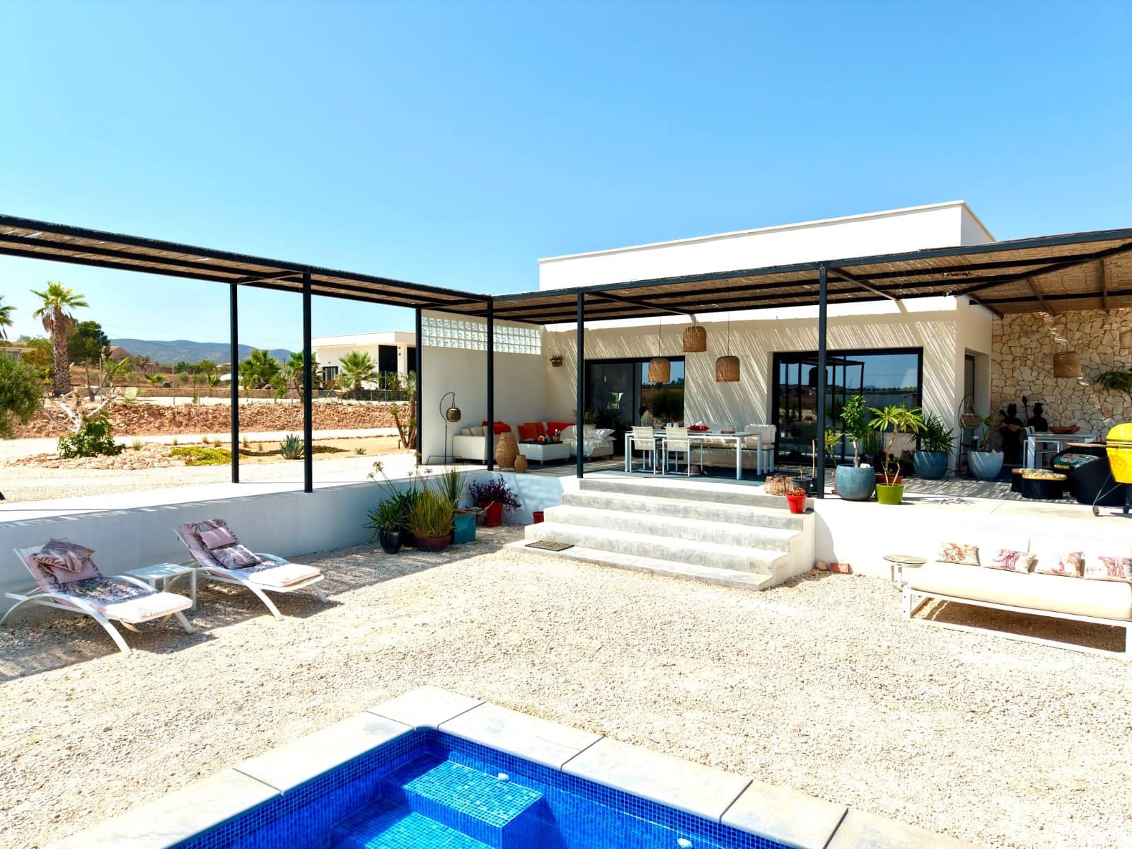 5 soveværelse Villa til salg i Pinoso med swimmingpool - € 679.000 (Ref: 9996721)