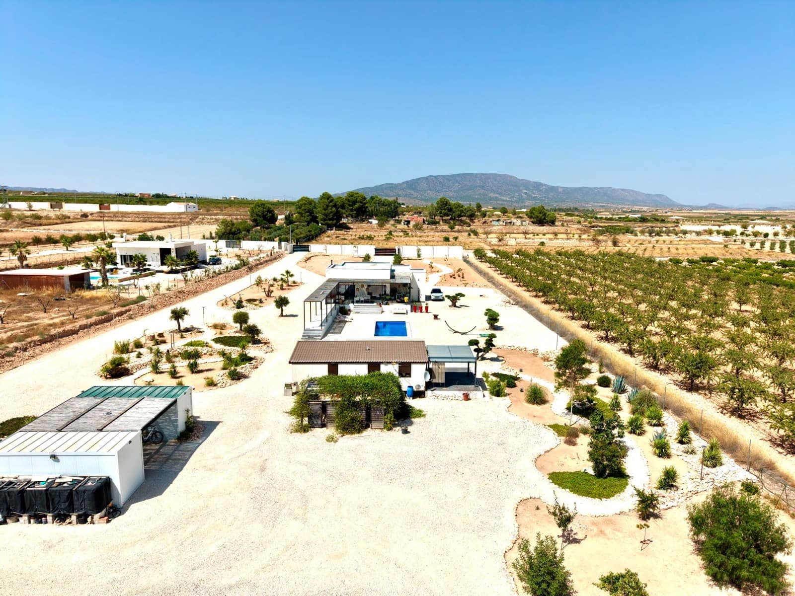 5 soveværelse Villa til salg i Pinoso med swimmingpool - € 679.000 (Ref: 9996721)