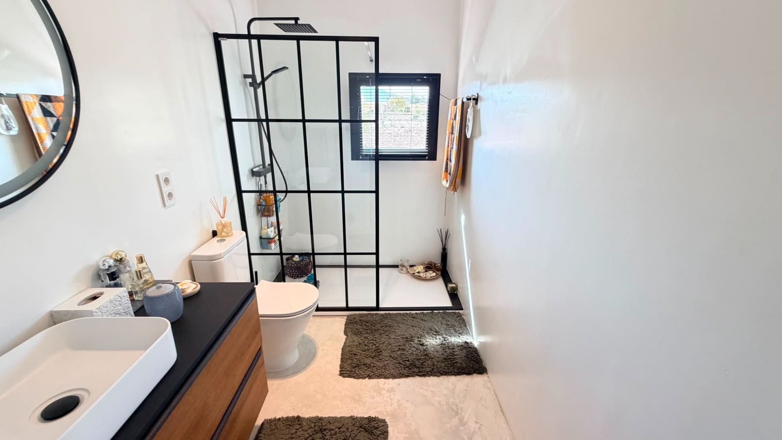 5 soveværelse Villa til salg i Pinoso med swimmingpool - € 679.000 (Ref: 9996721)