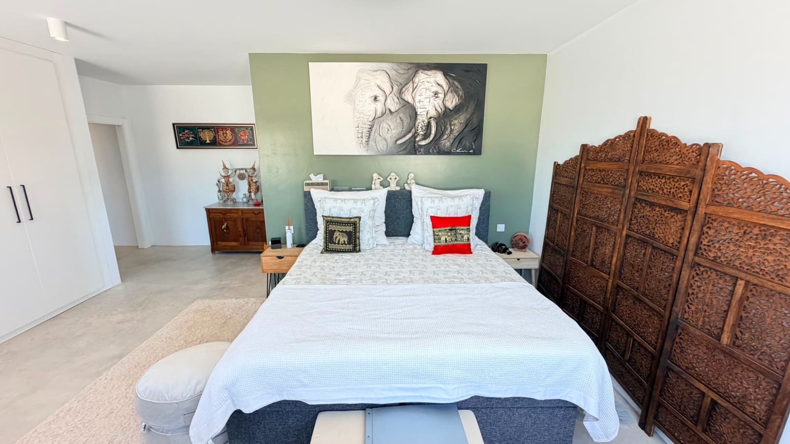 5 soveværelse Villa til salg i Pinoso med swimmingpool - € 679.000 (Ref: 9996721)