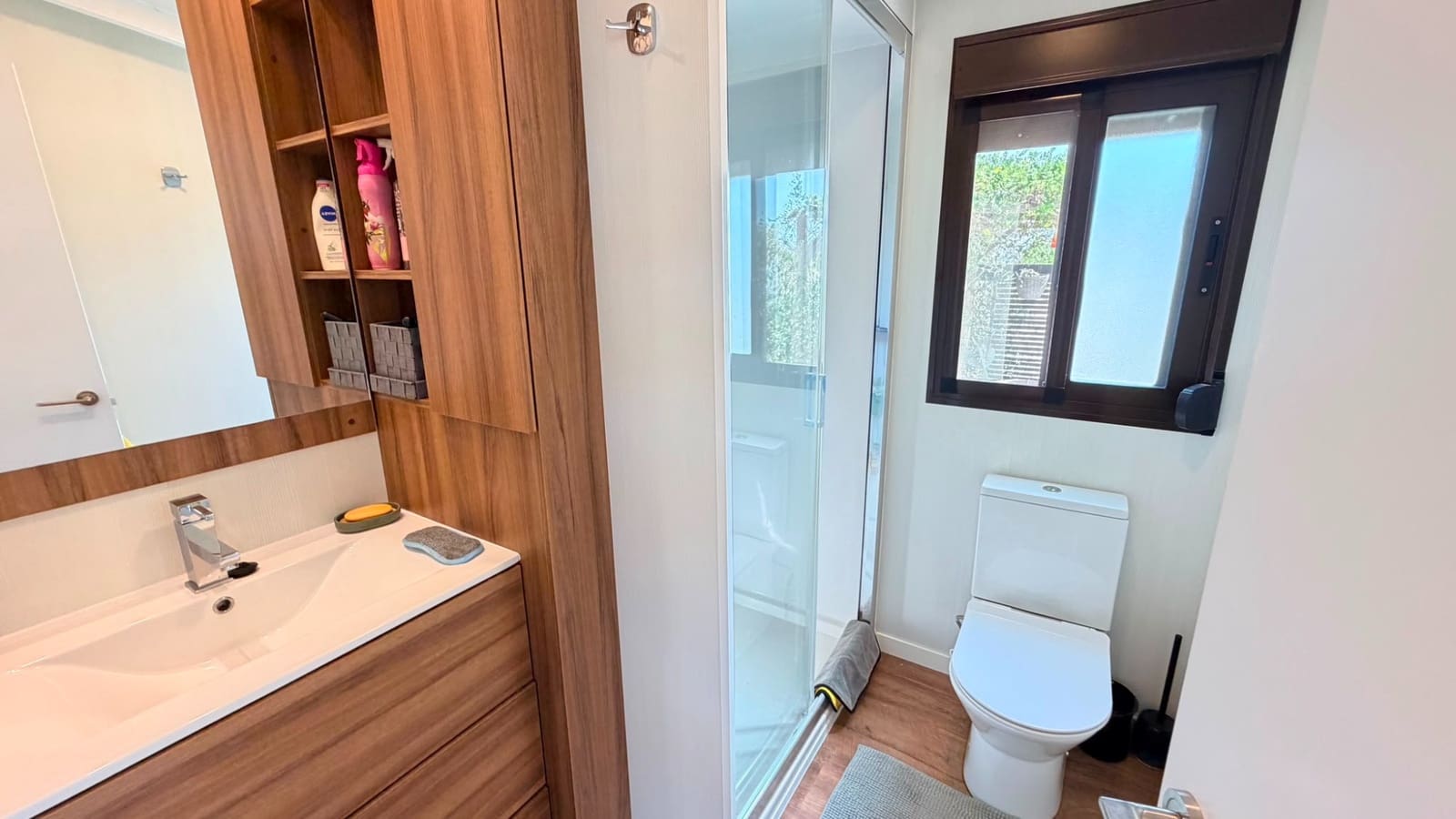5 soveværelse Villa til salg i Pinoso med swimmingpool - € 679.000 (Ref: 9996721)