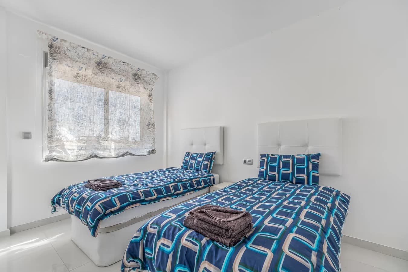 Casa de 3 habitaciones en Orihuela Costa en venta con piscina garaje - 360.000 € (Ref: 9999946)