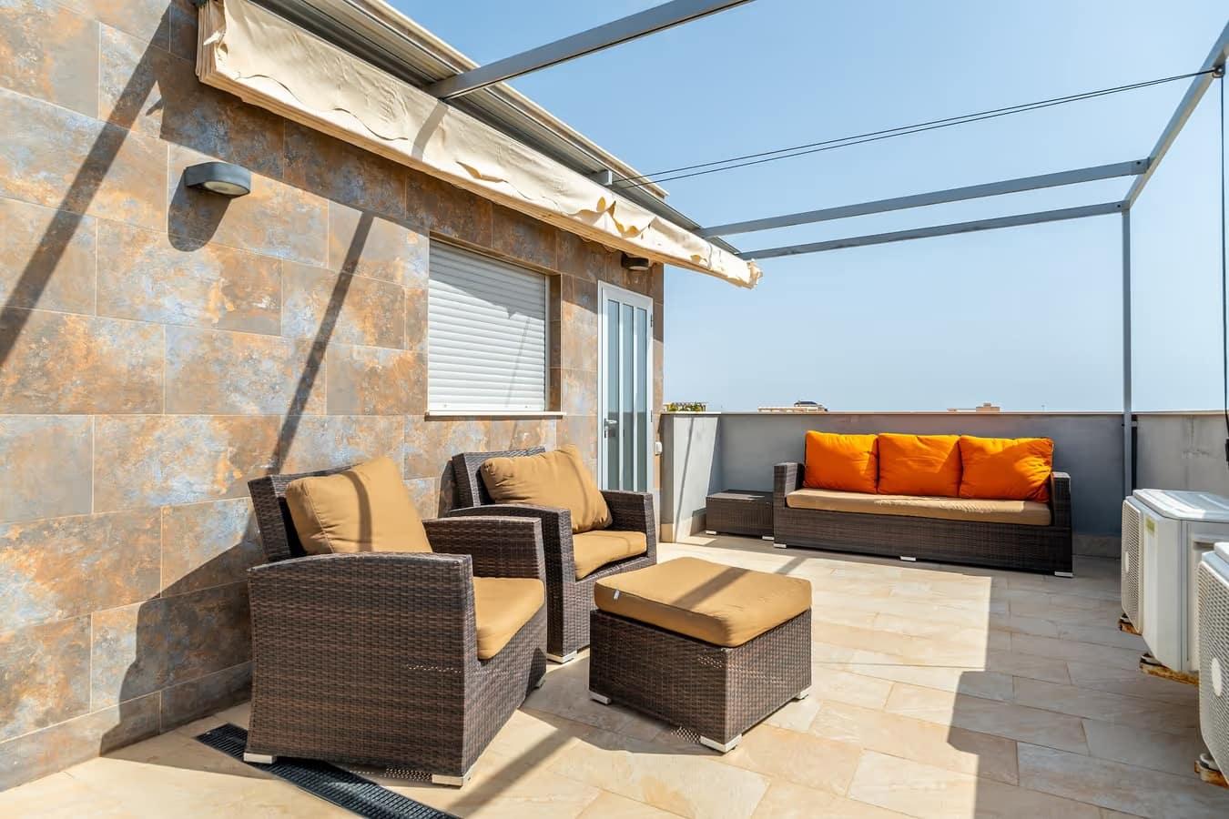 Casa de 3 habitaciones en Orihuela Costa en venta con piscina garaje - 360.000 € (Ref: 9999946)