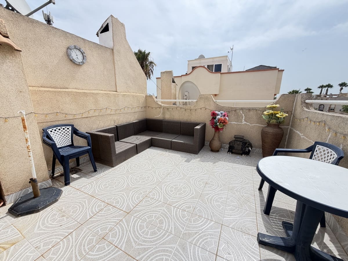3 slaapkamer Huis te koop in La Florida met zwembad garage - € 229.000 (Ref: 9999949)