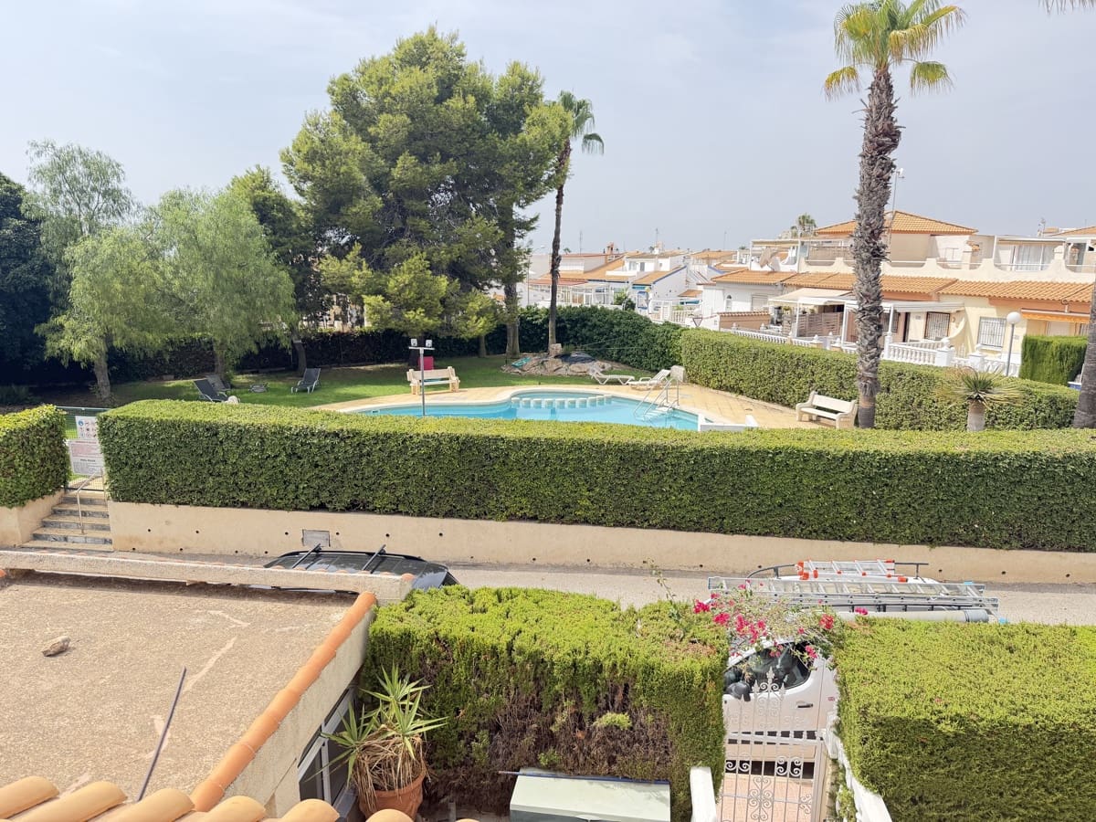 3 slaapkamer Huis te koop in La Florida met zwembad garage - € 229.000 (Ref: 9999949)