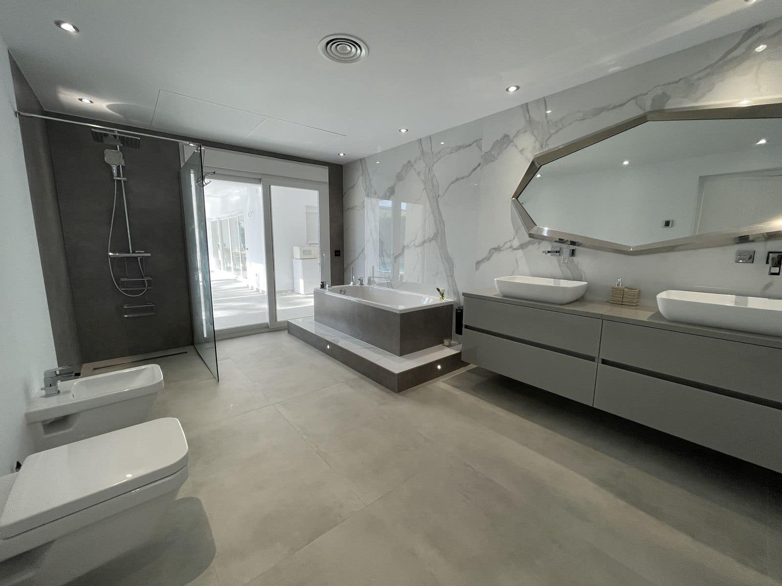 10 sypialnia Willa na sprzedaż w Atalaya-Isdabe z garażem - 4 200 000 € (Ref: 8971764)