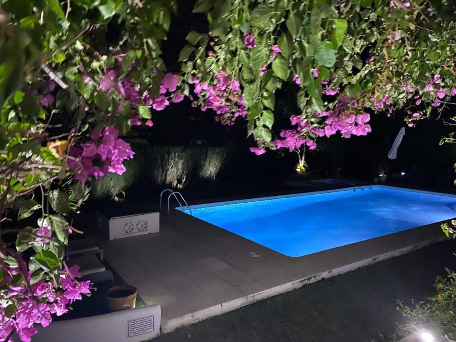 4 makuuhuone Huvila myytävänä paikassa El Paraiso - 1 600 000 € (Ref: 8987978)