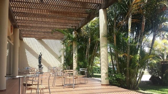 2 bedroom Apartment for sale in Estepona - € 390,000 (Ref: 9115674)