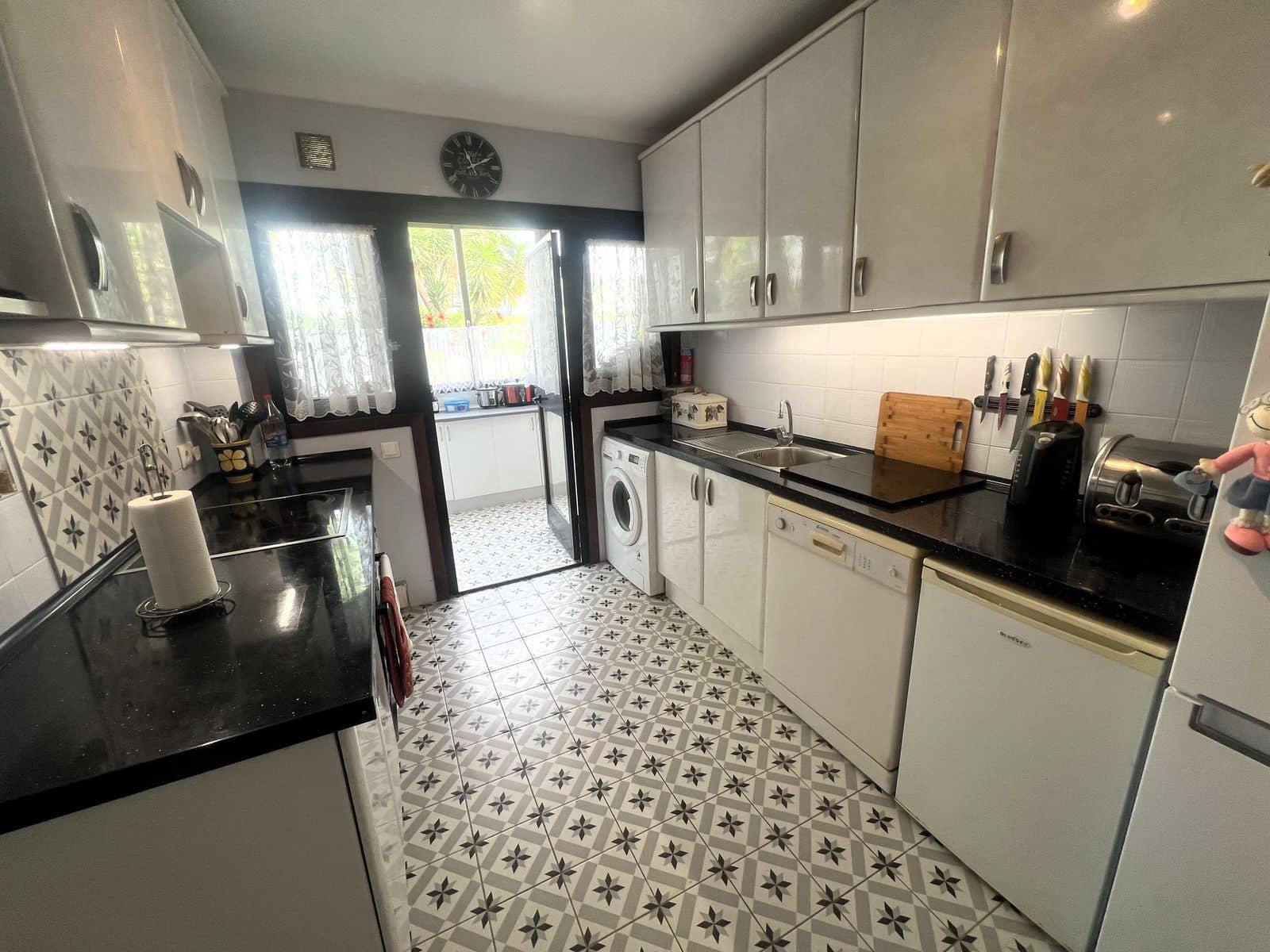 2 soverom Leilighet til salgs i El Paraiso - € 358 000 (Ref: 9176067)