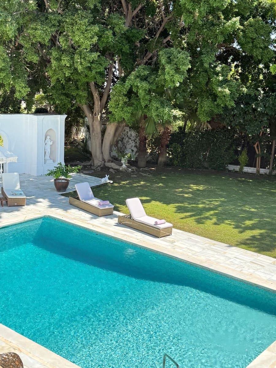 4 sypialnia Willa do wynajęcia w El Paraiso z basenem - 18 000 € (Ref: 9190795)