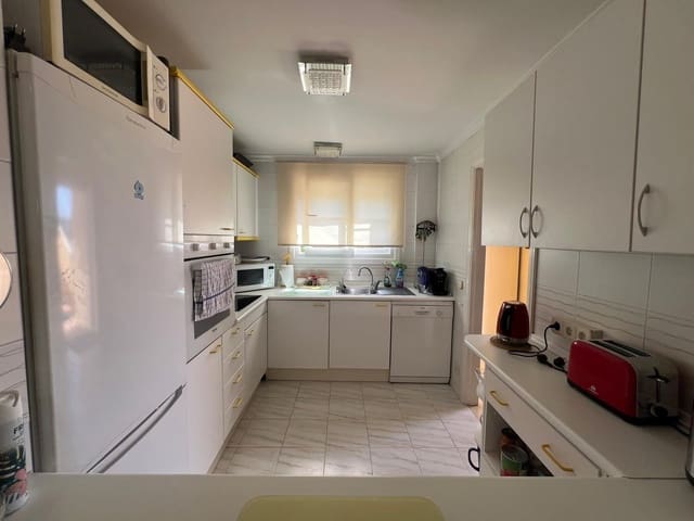 2 soveværelse Lejlighed til salg i El Paraiso, Estepona - € 299.950 (Ref: 9402775)