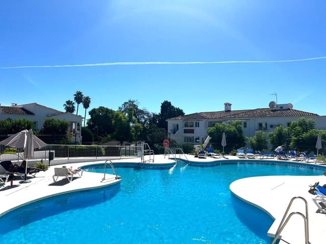 1 soverom Leilighet til salgs i El Paraiso, Estepona - € 249 500 (Ref: 9402893)