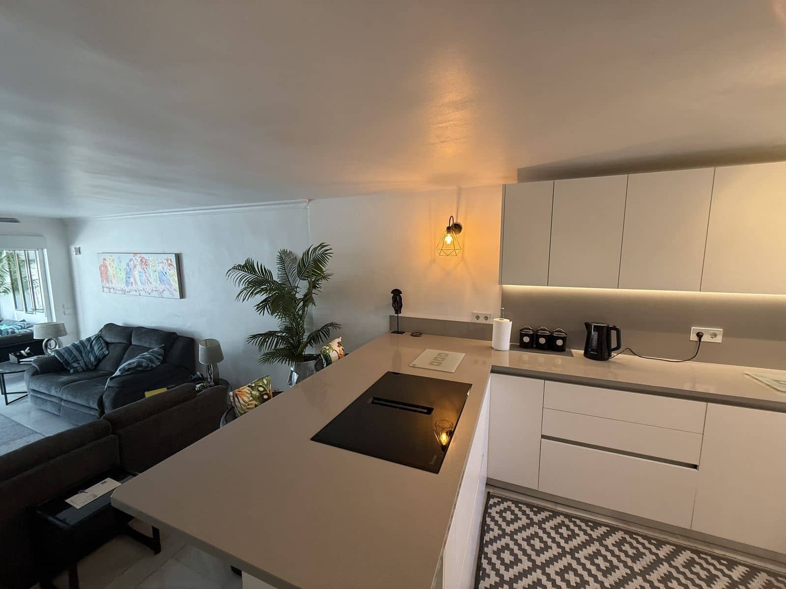 3 slaapkamer Halfvrijstaande villa te koop in El Paraiso met zwembad garage - € 495.000 (Ref: 9410319)