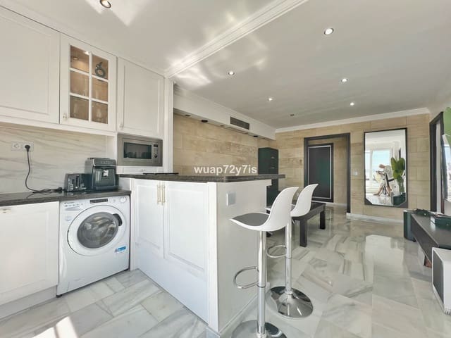 2 bedroom Penthouse for sale in El Paraiso, Estepona - € 390,000 (Ref: 9419005)