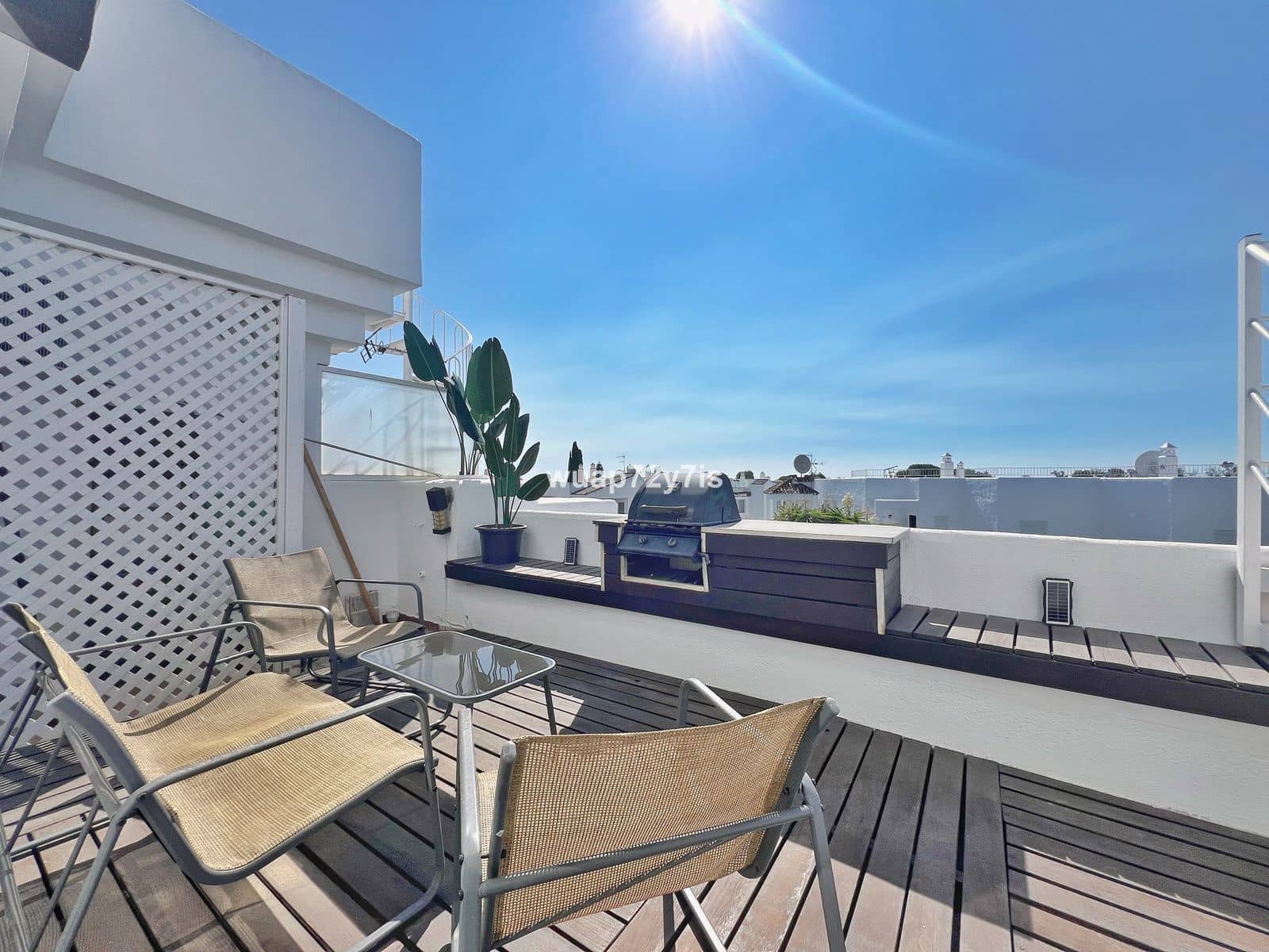 2 soverom Penthouse til salgs i El Paraiso - € 390 000 (Ref: 9419005)