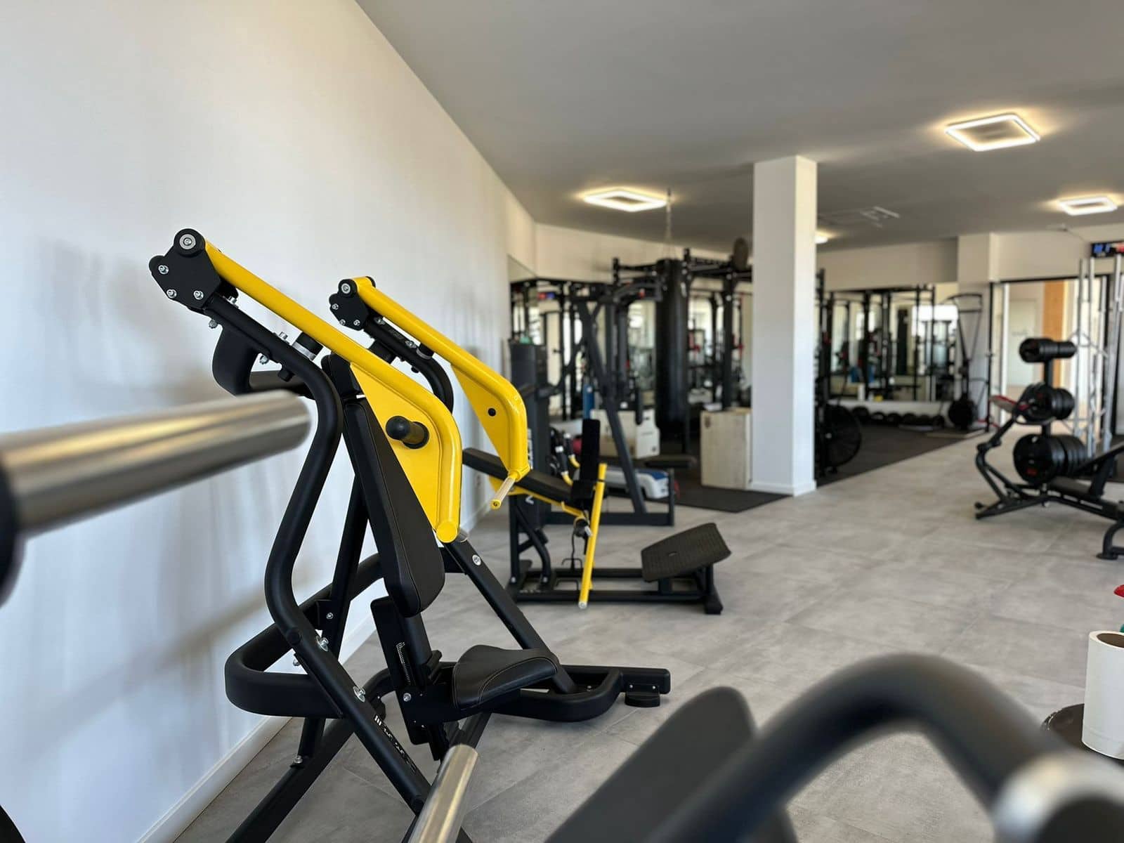 2 bedroom Penthouse for sale in El Paraiso with pool garage - € 650,000 (Ref: 9419006)