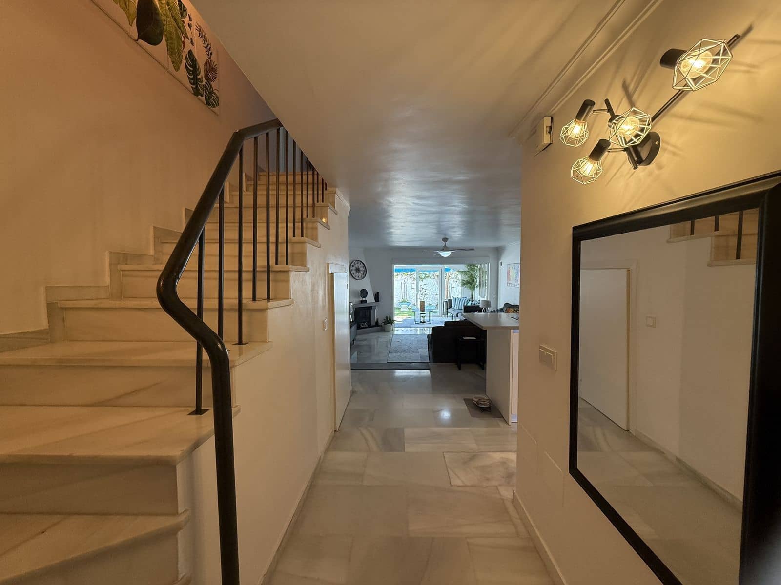 Pareado de 3 habitaciones en El Paraiso en venta con piscina garaje - 495.000 € (Ref: 9456686)