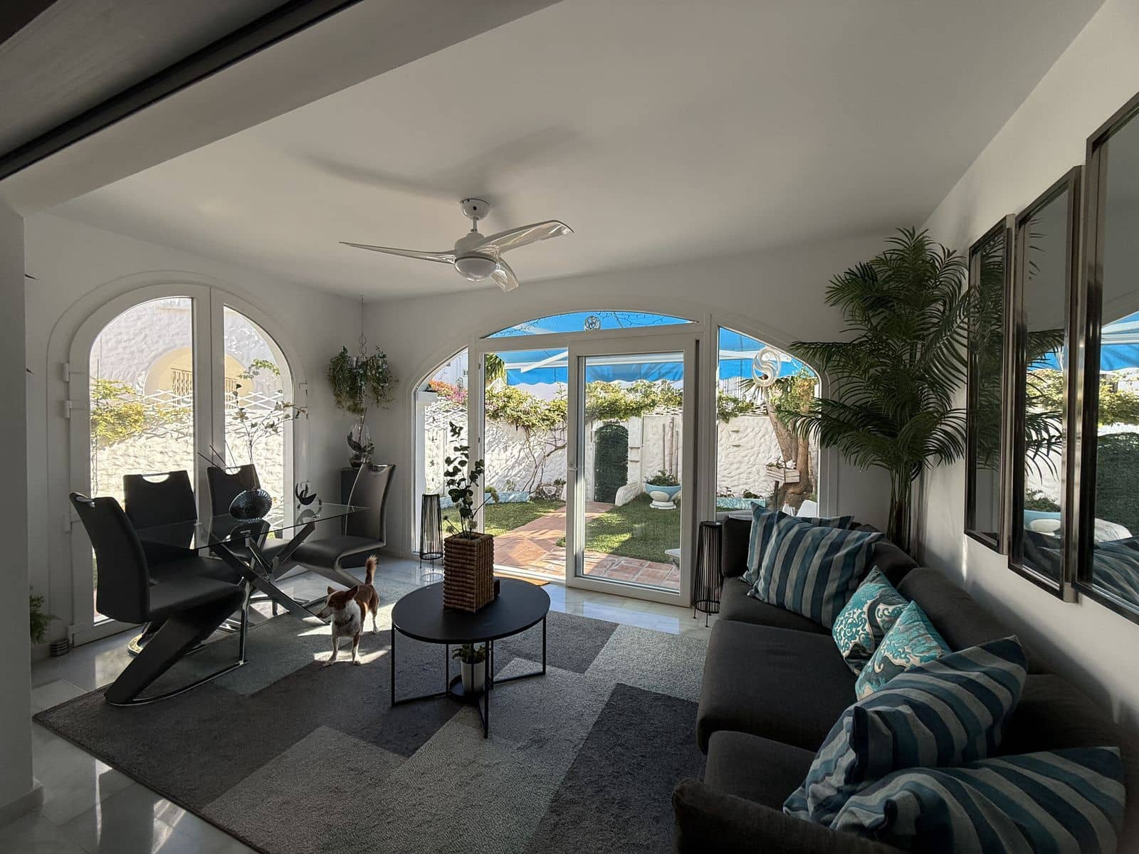 Pareado de 3 habitaciones en El Paraiso en venta con piscina garaje - 495.000 € (Ref: 9456686)