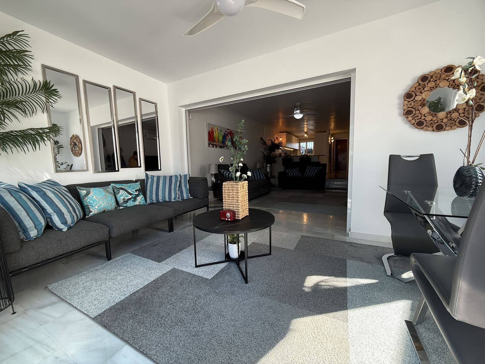 Pareado de 3 habitaciones en El Paraiso en venta con piscina garaje - 495.000 € (Ref: 9456686)