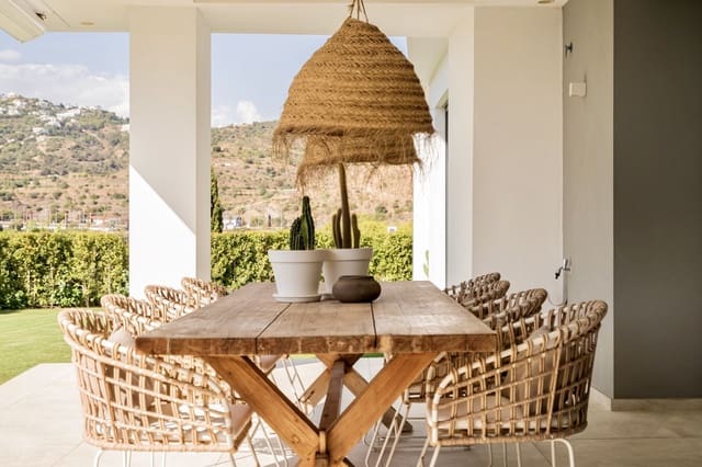 4 quarto Apartamento para venda em Marbella com garagem - 1 550 000 € (Ref: 9456687)