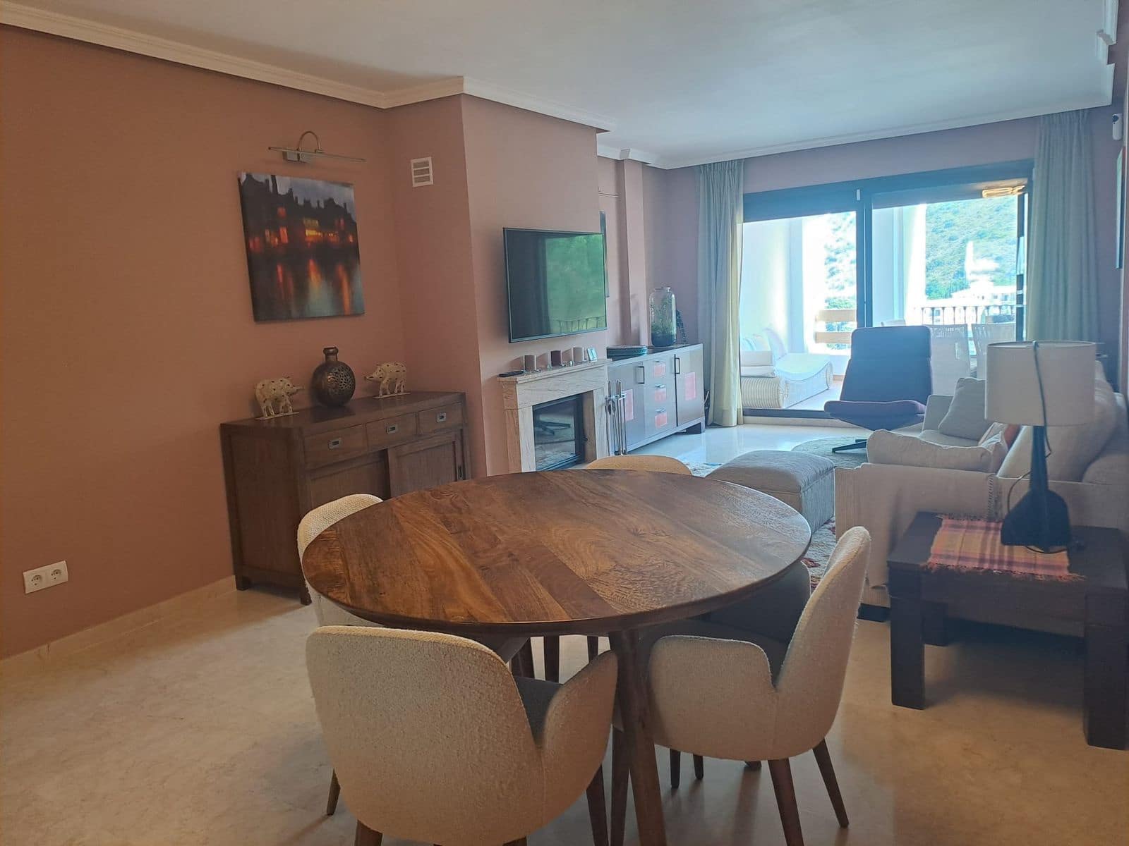 2 bedroom Apartment for sale in Benahavis - € 330,000 (Ref: 9456689)